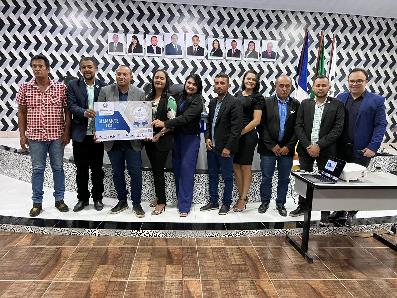 Câmara de Vereadores de Divinópolis do tem noite especial com o recebimento do Selo Diamante em Transparência Pública