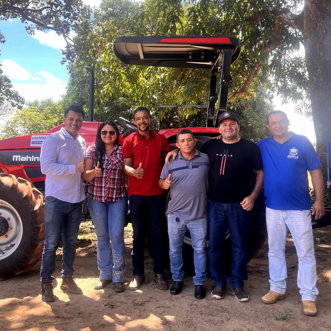 Conquista que Fortalece o Campo: Associação Mulher Cidadã Recebe Trator Agrícola 