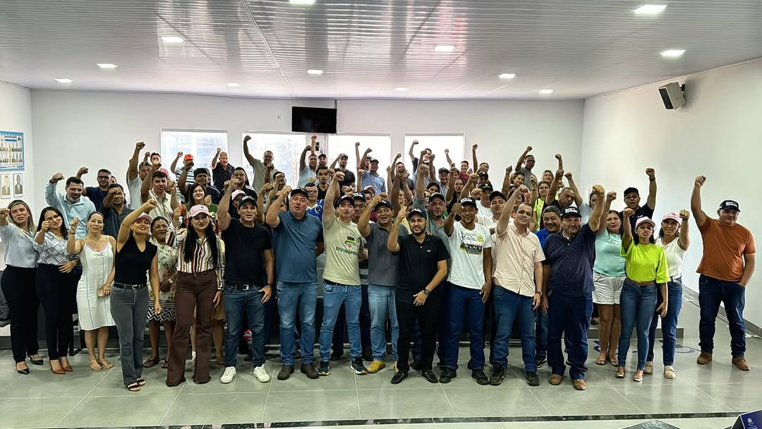 Deputado Federal Alexandre Guimarães Anuncia Emendas para Divinópolis em Visita Institucional