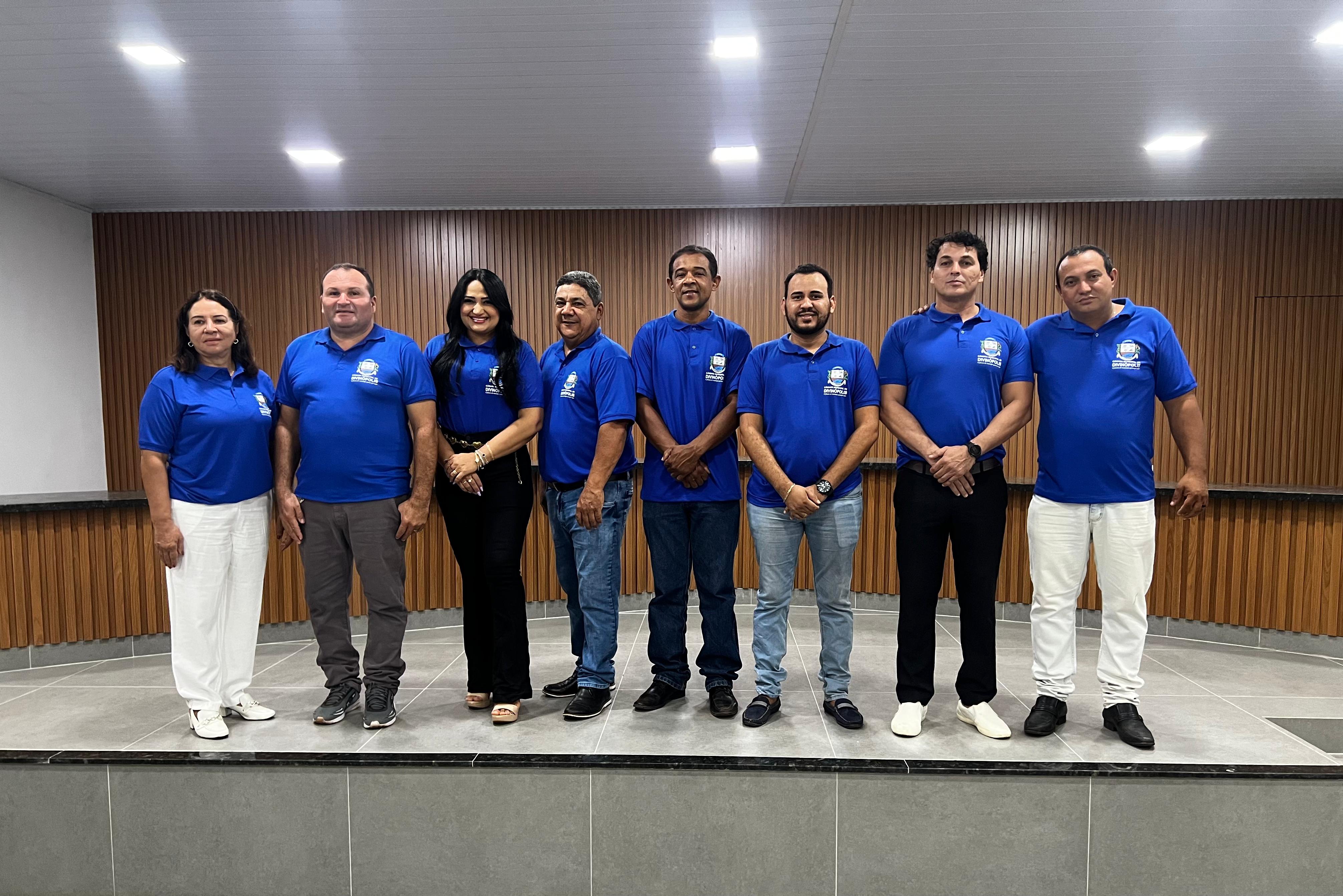 Registro para o Histórico da Câmara Municipal de Divinópolis/TO Celebra União e Comprometimento com a Gestão Pública