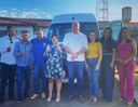 Vereadores de Divinópolis participam da entrega de Van para a Secretaria de Saúde